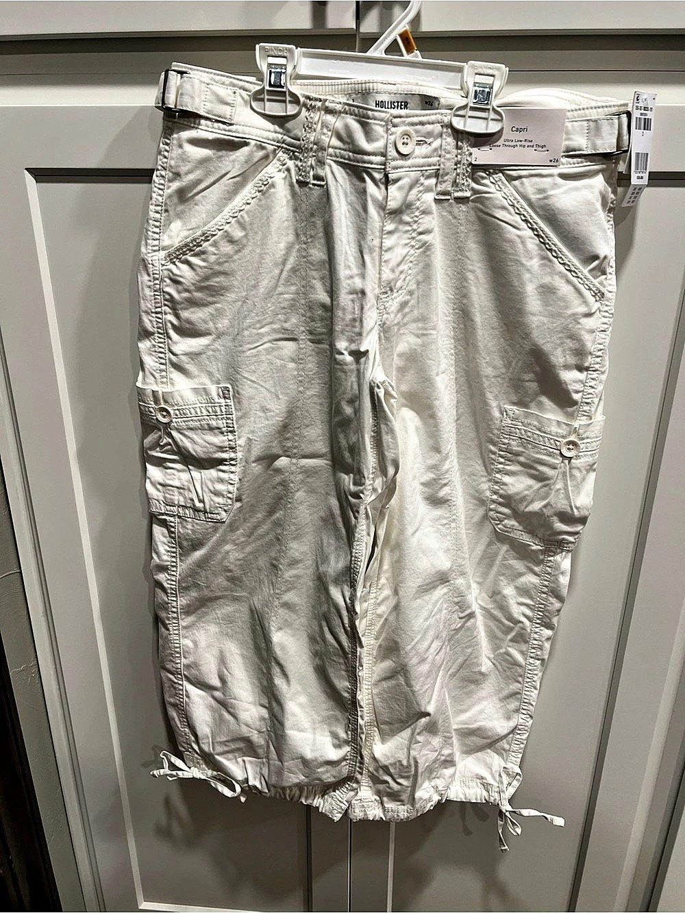 Hollister Ultra Low-Rise Baggy Capri Pants White Size 2